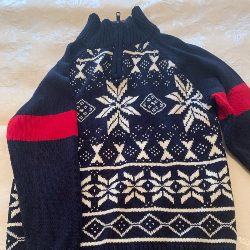 Tommy Hilfiger boys sweater, used
